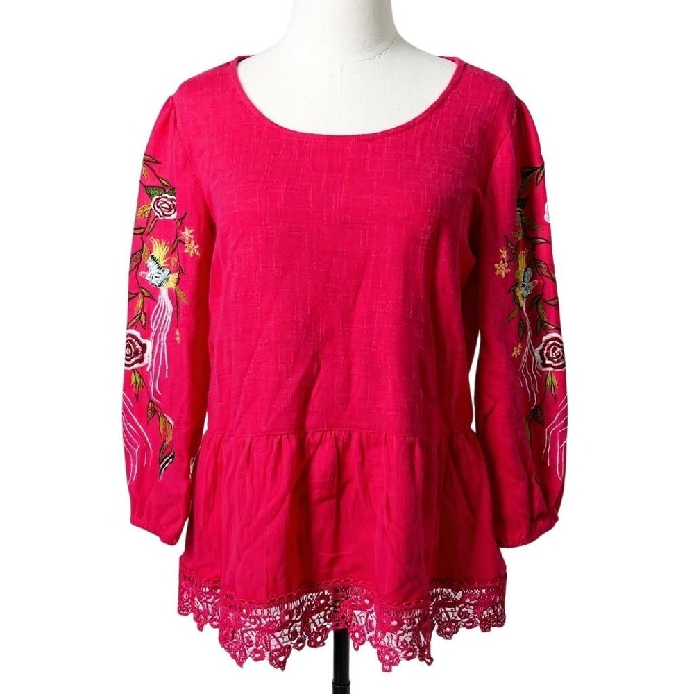 Calessa Women's MEDIUM Pink Embroidered‎ Peplum Blouse 3/4 Sleeve